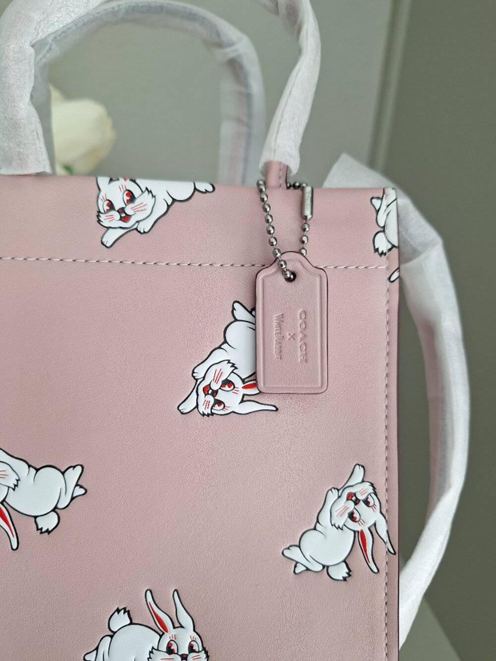 New Coach White Rabbit x Cashin Mini Tote handbag in a pastel pink color - Picture 2 of 10